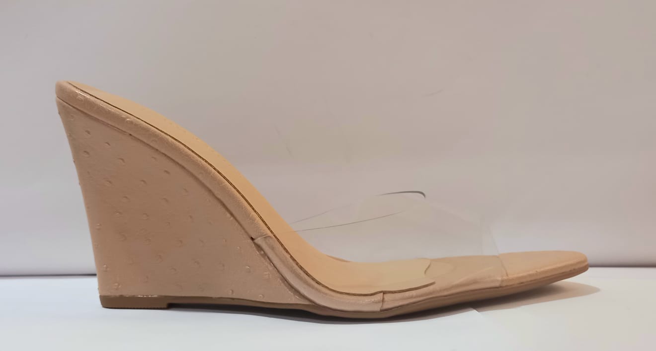 Sandália Anabela Nude com Tira Transparente 4732.9240