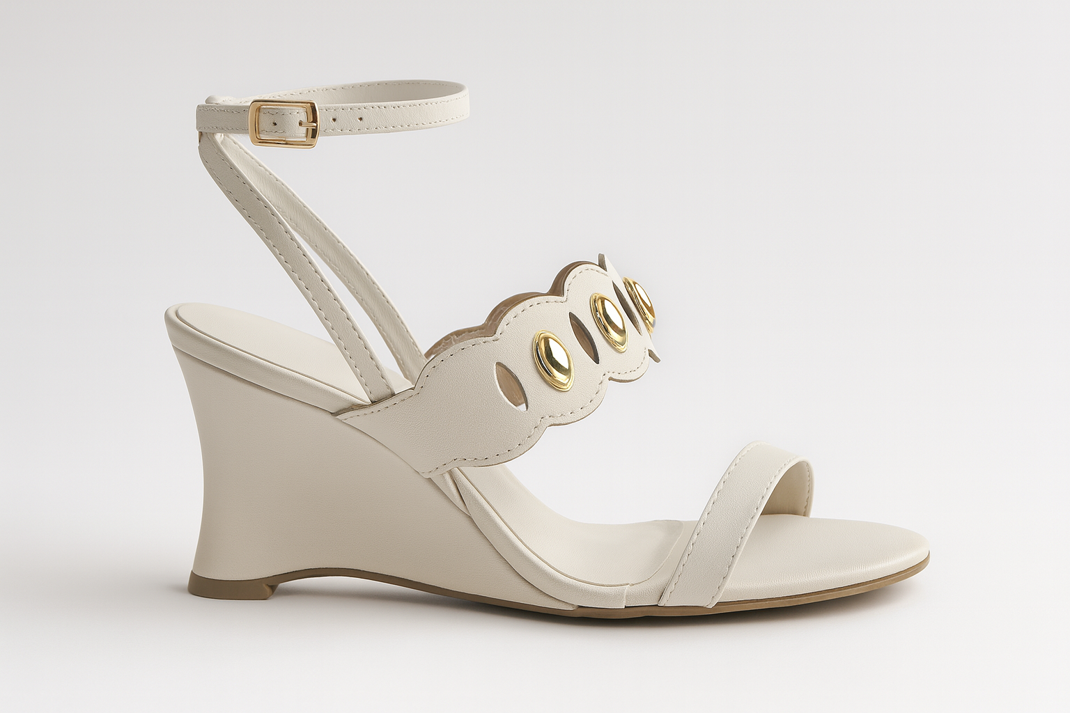 Sandália Anabela com Detalhes Metalizados 3830.11896