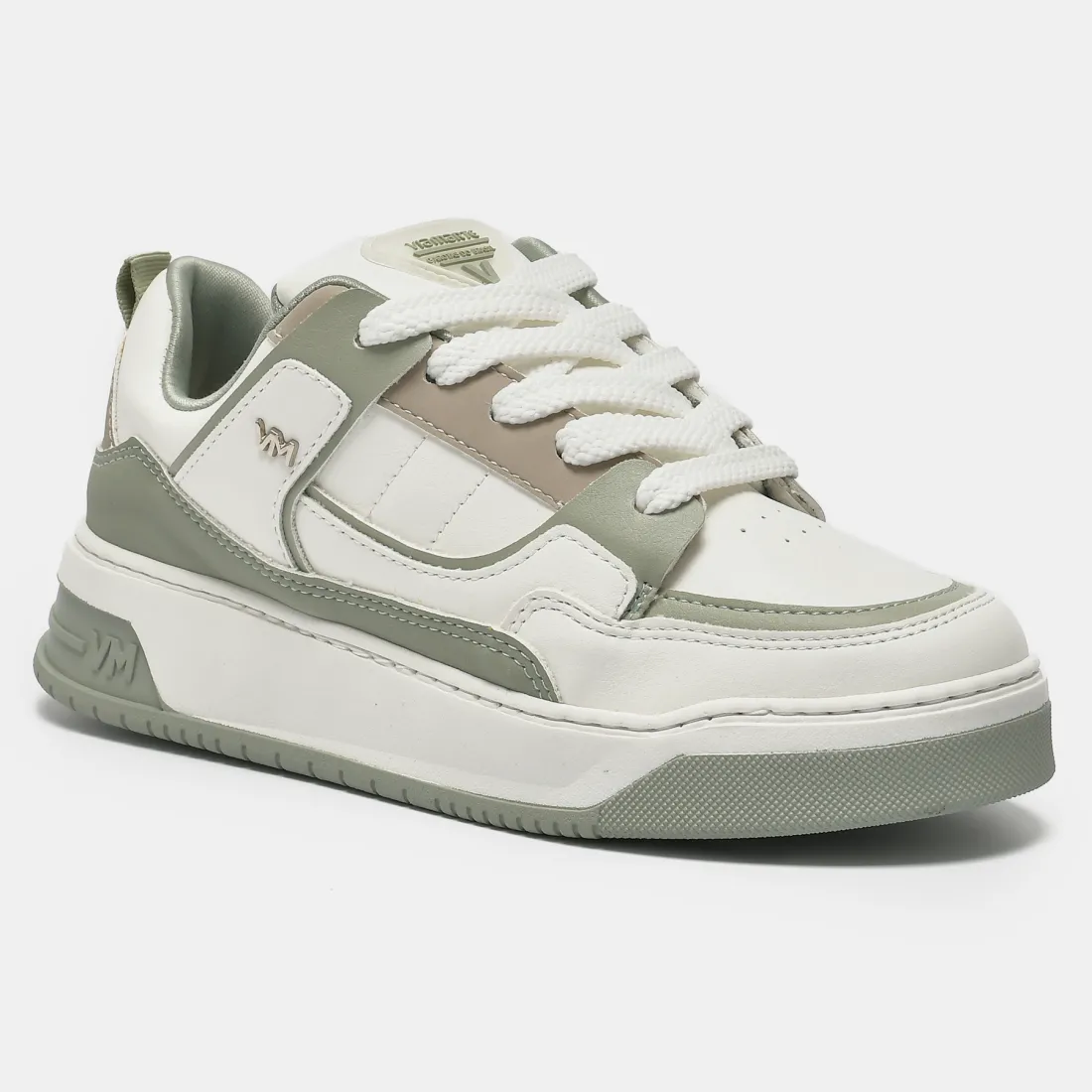 Tênis Feminino Via Marte – Estilo e Conforto 